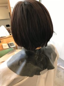 東京銀座くせ毛専門,アラフォー女性のくせ毛カット